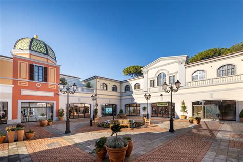 la reggia designer outlet